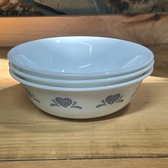 Vintage Set of 3 Corelle Blue Hearts cereal soup bowls. break & chip resistant - Picture 2 of 4